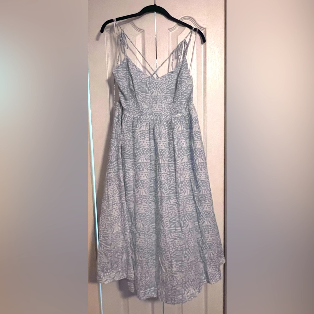Lush NWOT soft light blue paisley print Spaghetti Strap Crossed Dress